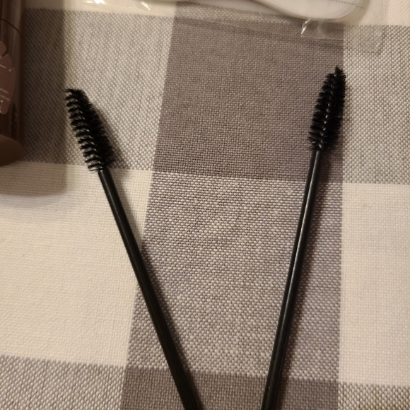 Perfect Brow Stencil Stamp Kit in BLACK - Picture 8 of 11